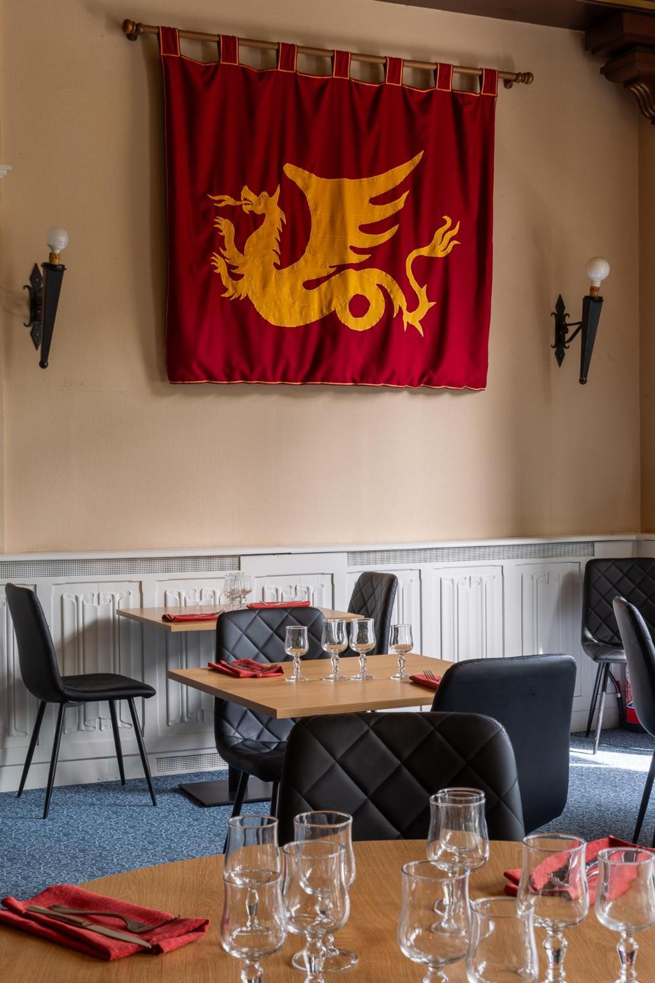 Hotel Restaurant Du Chateau Josselin Dış mekan fotoğraf