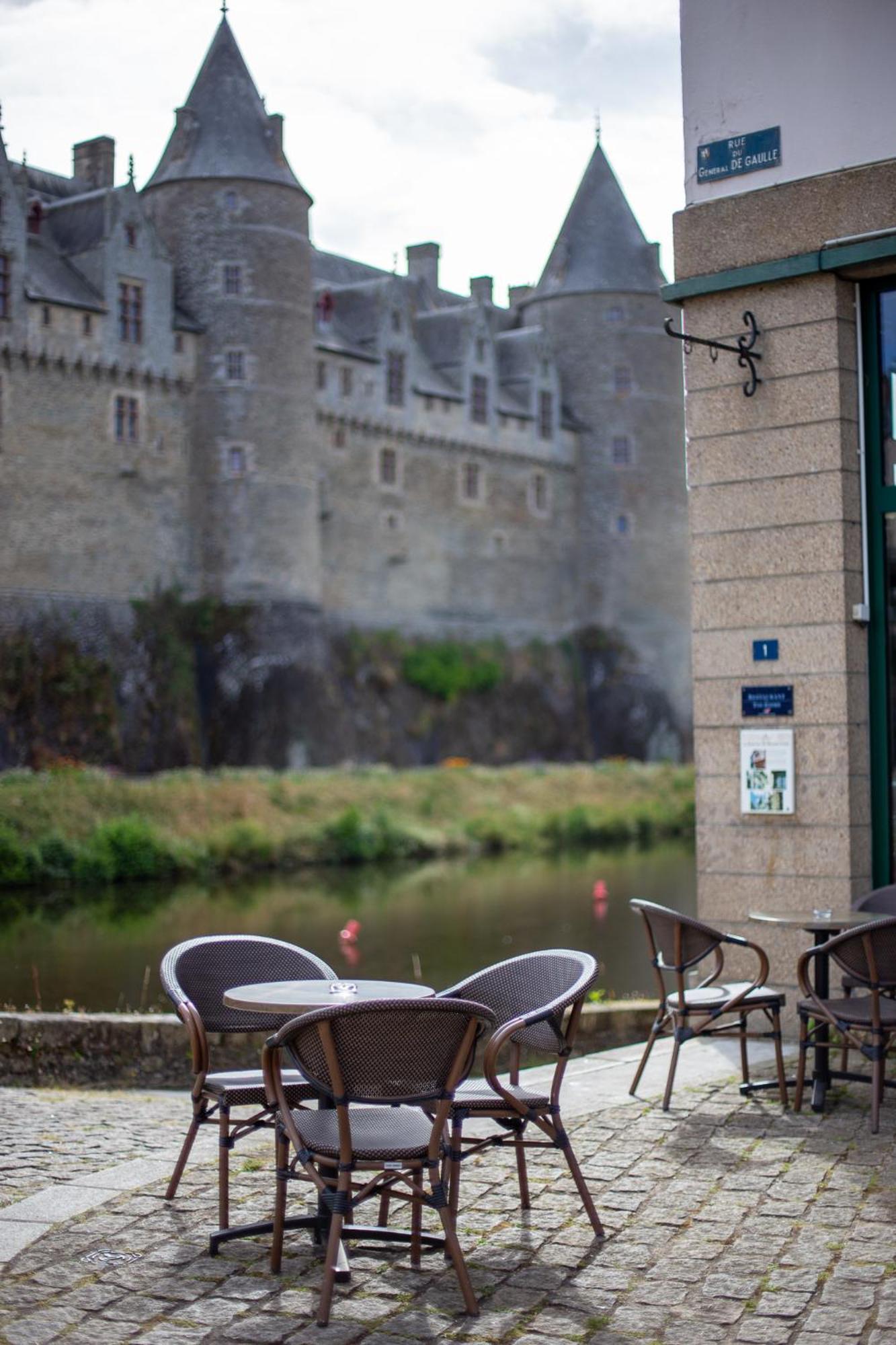 Hotel Restaurant Du Chateau Josselin Dış mekan fotoğraf
