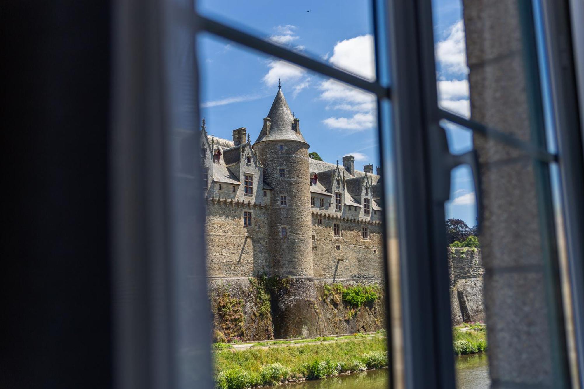 Hotel Restaurant Du Chateau Josselin Dış mekan fotoğraf