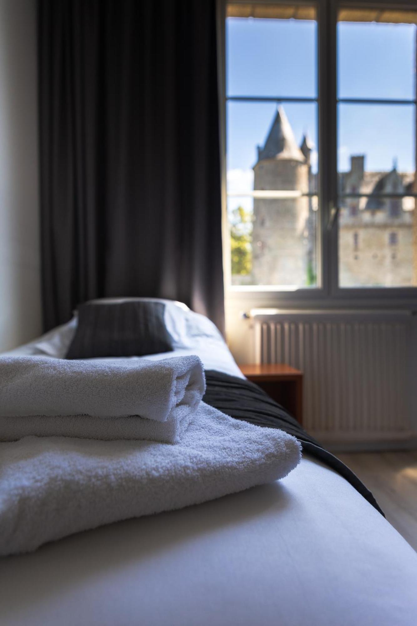 Hotel Restaurant Du Chateau Josselin Dış mekan fotoğraf
