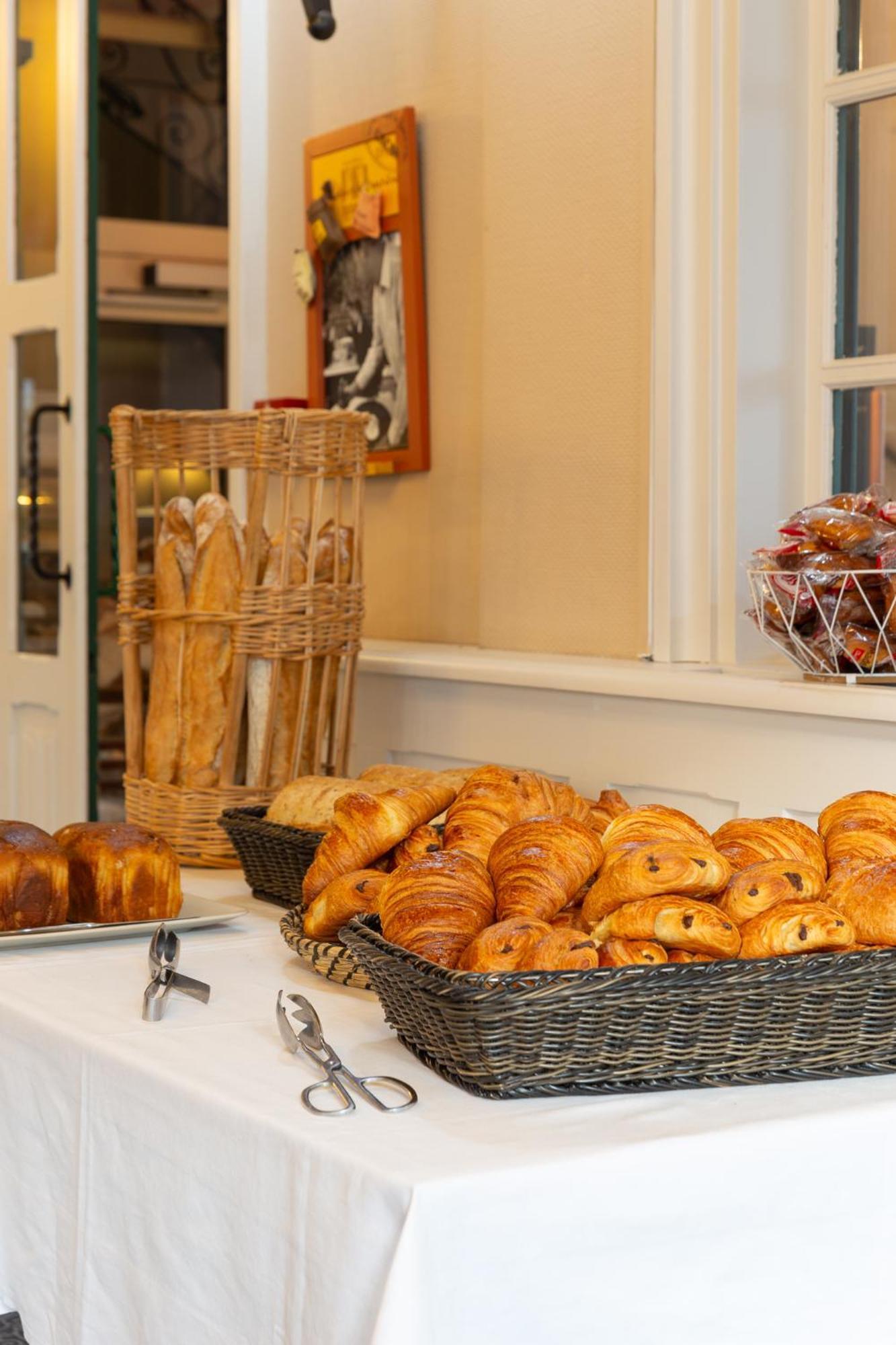 Hotel Restaurant Du Chateau Josselin Dış mekan fotoğraf