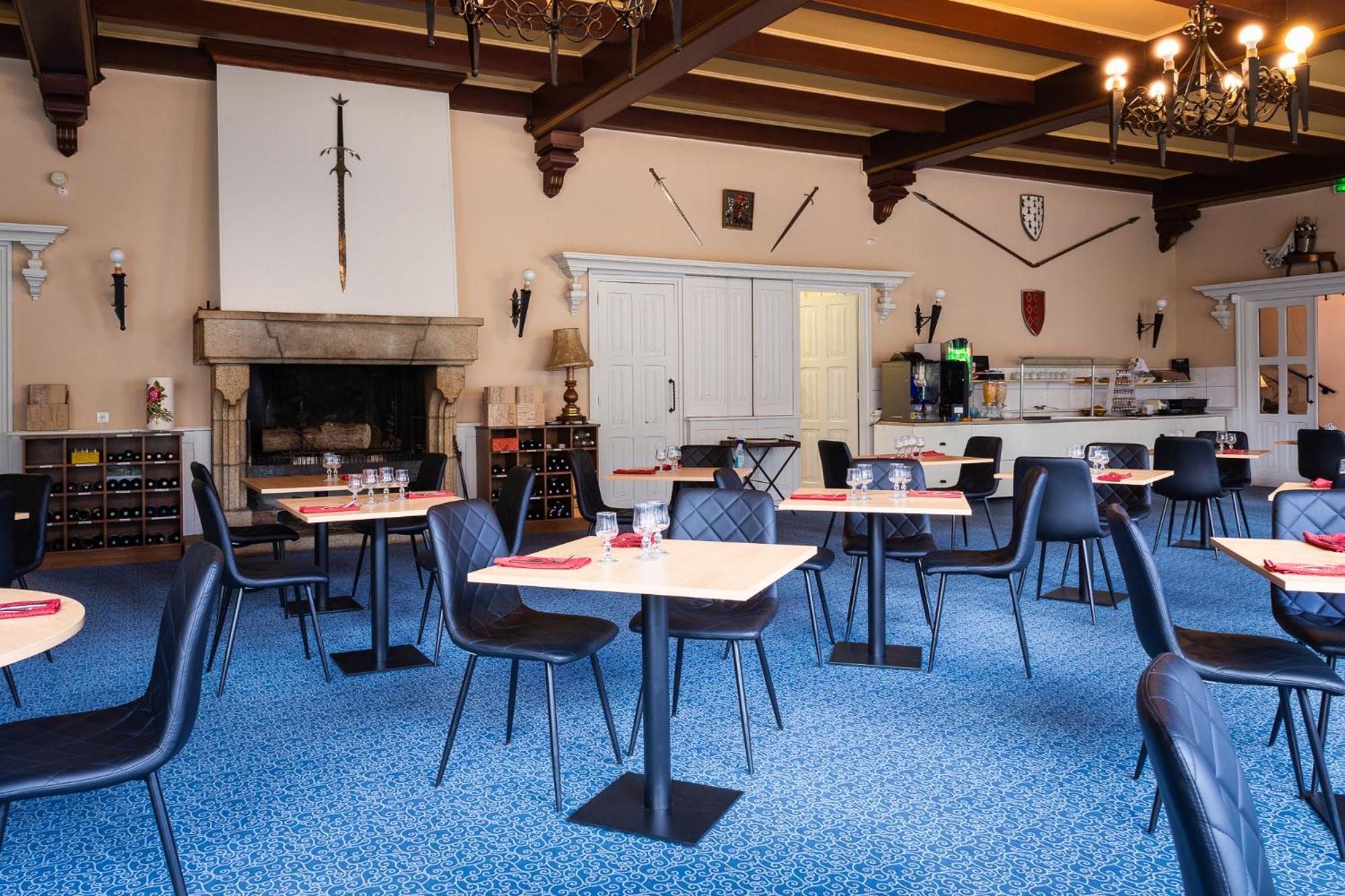 Hotel Restaurant Du Chateau Josselin Dış mekan fotoğraf