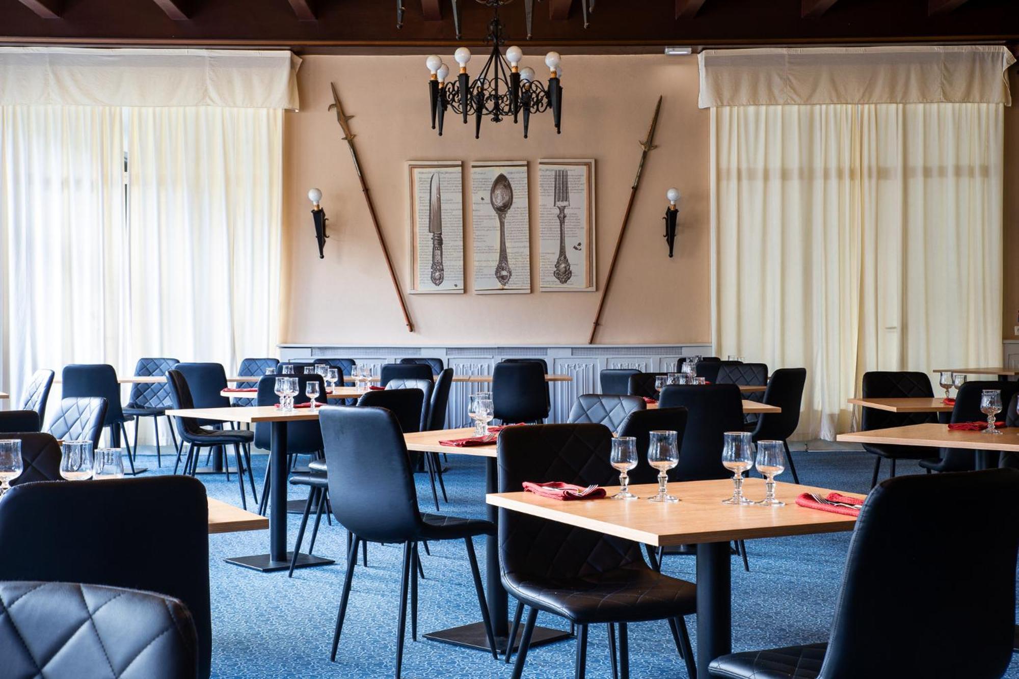 Hotel Restaurant Du Chateau Josselin Dış mekan fotoğraf